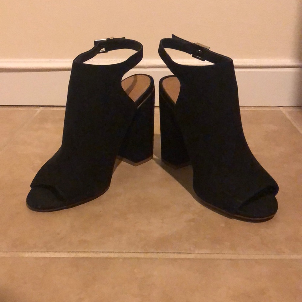 Black Peep-toe Heels